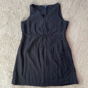 Eileen Fisher Mini Petite Black Linen Dress: Side Zipper & Pockets, V Neckline